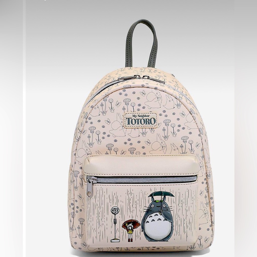 MY NEIGHBOR TOTORO 
Studio Ghibli My Neighbor Totoro Rain Mini Backpack
